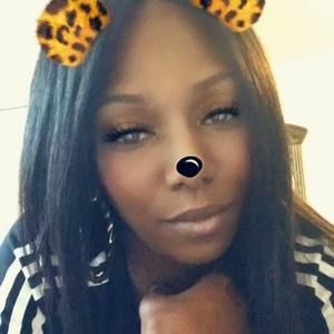 Meet your Posher, Cassandra